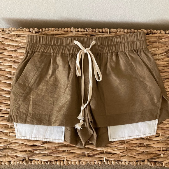 Brown Drawstring Fitted Shorts | Has Pockets | New No Tags - Picture 3 of 6